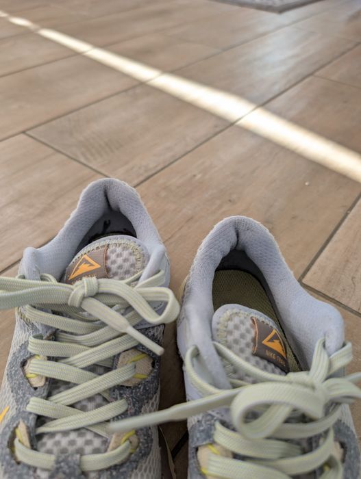 Vand adidasi Nike Trail 38.5