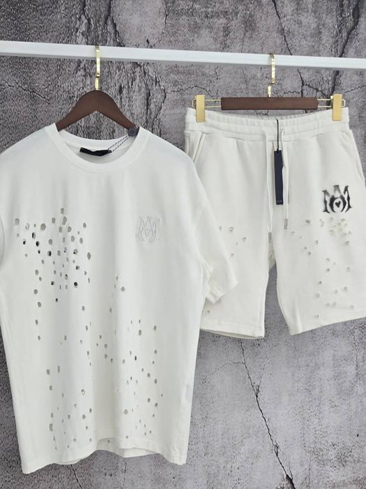 Мъжки къси екипи различни модели