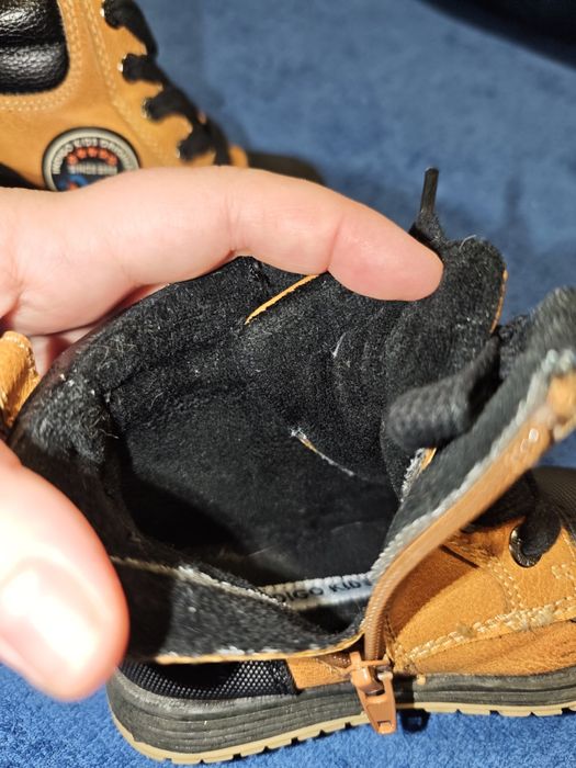 Детские демисезонные ботинки