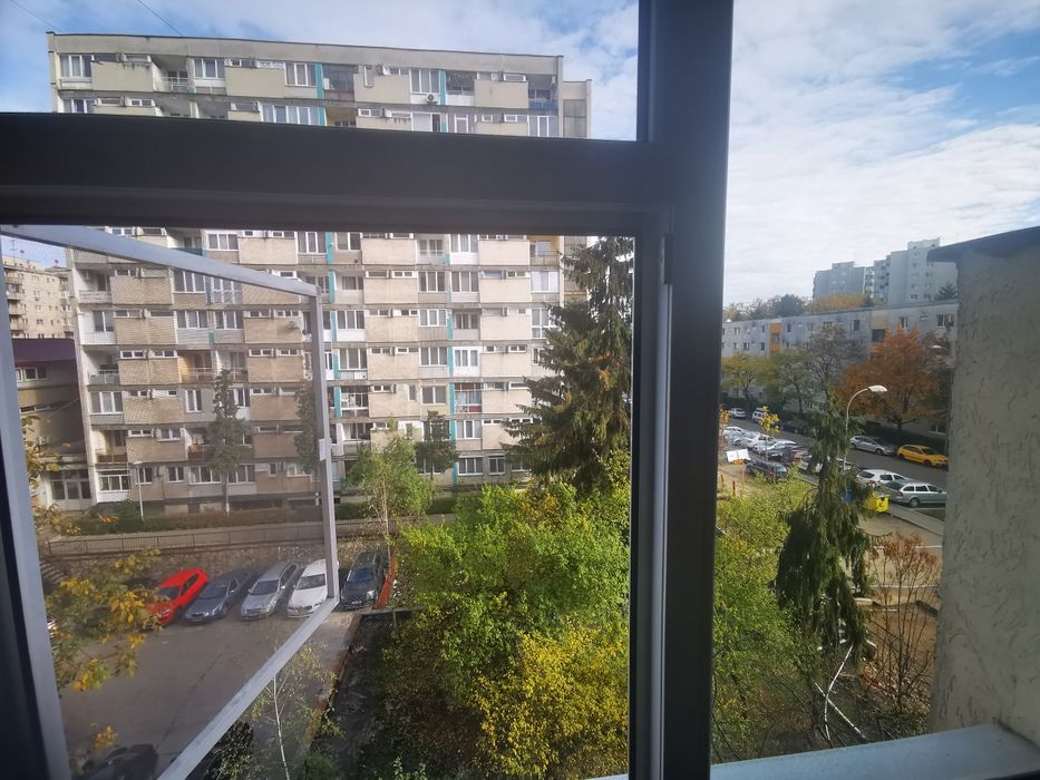 Vand garsoniera apartament 33 mp