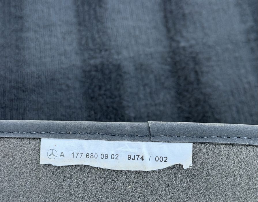 Оригинални AMG стелки за Мерцедес/Mercedes w177 C118 A/CLA класа