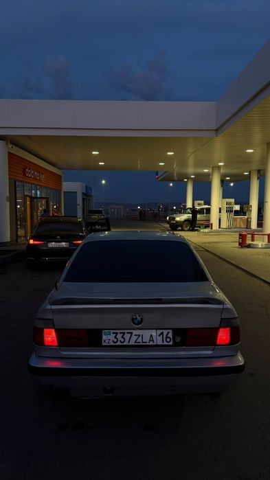 Продам срочно БМВ е34