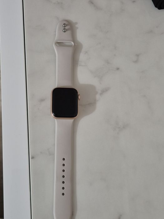 Apple Watch 4 серия размер 40мм