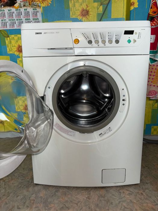 Продам стиральную машинку