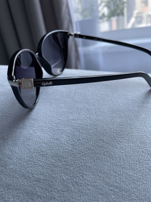 Очки солнцезащитные новые