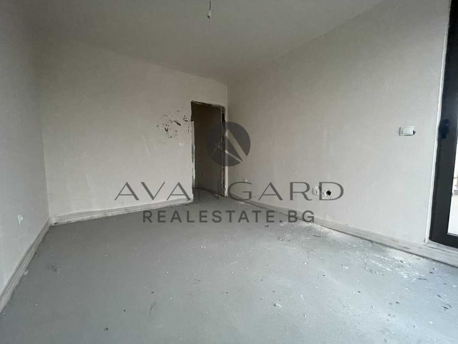 Продава се Тристаен апартамент в Пловдив, Христо Смирненски - 113 кв.м за 1560 €/кв.м - Снимка #3