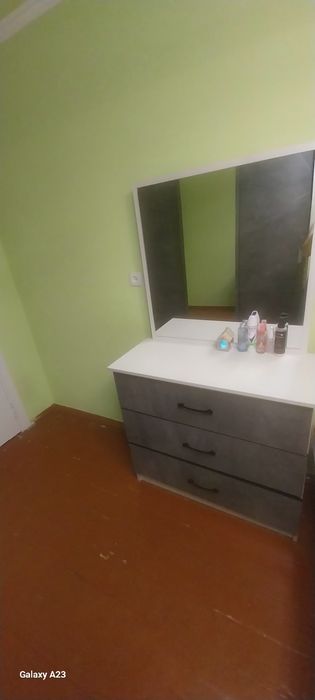 Спальняя гарнитура , без кровати, можно по отдельности, б/у