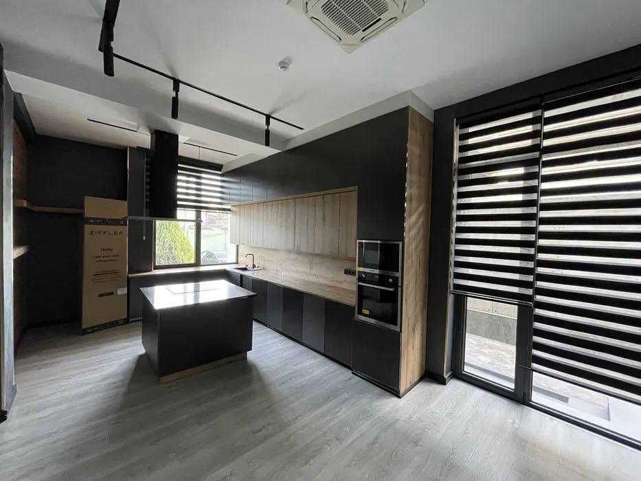 Продается Здание 580м2 Ориентир: Гостиница России