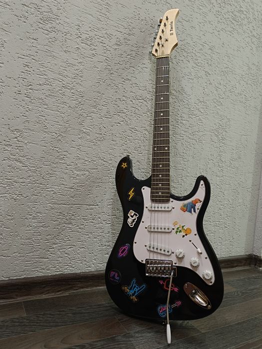 Электрогитара Terris Stratocaster (черная)