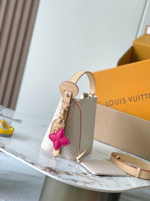 Geanta Louis Vuitton All in BB
