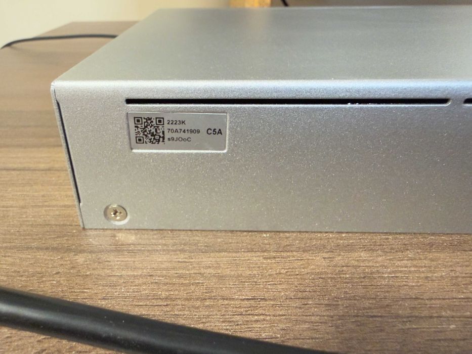 Ubiquti Switch USW-24-POE