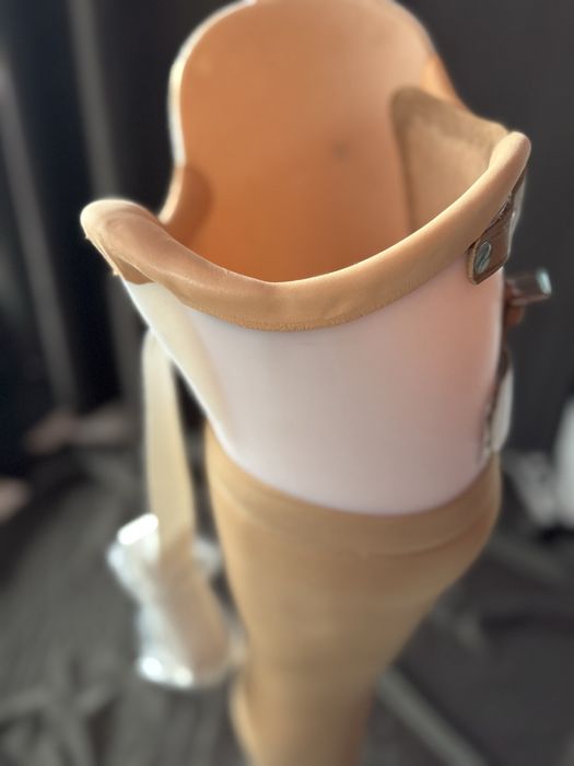 Proteza amputatie coapsa