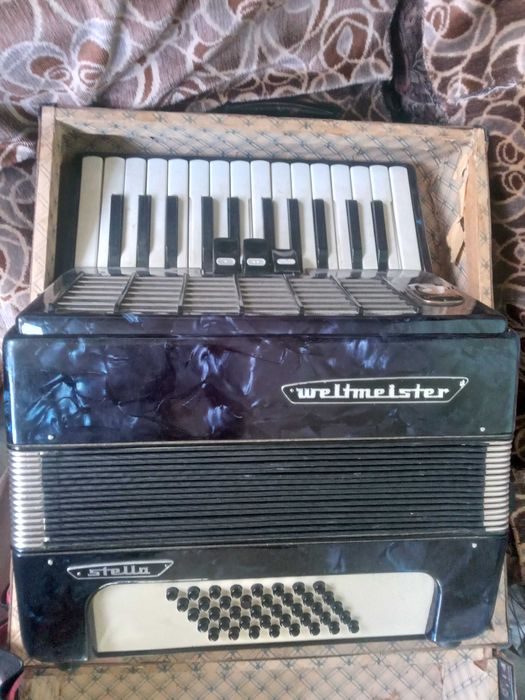 Немецкий аккордеон Weltmeister