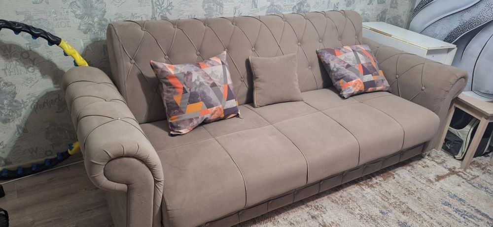 Диван б/у в отличном состоянии