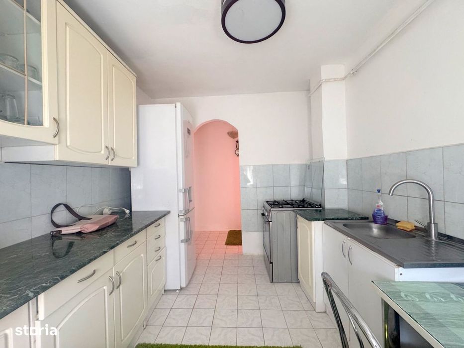 Apartament 3 camere etaj intermediar-Girocului Timisoara