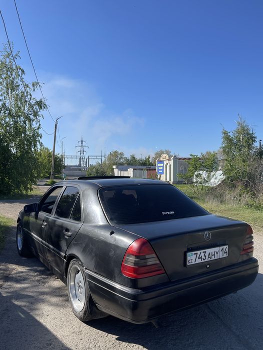 Продам мерседес c180