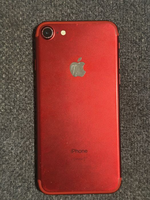 iPhone  7 Red Product 128GB