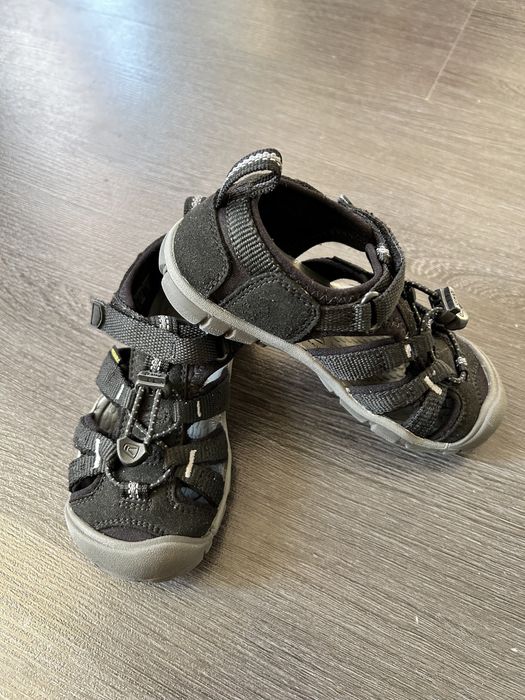 Детски туристически сандали KEEN
