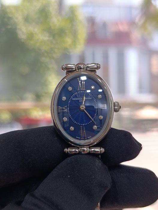 Часы Бриллиантовые Frederique Constant
