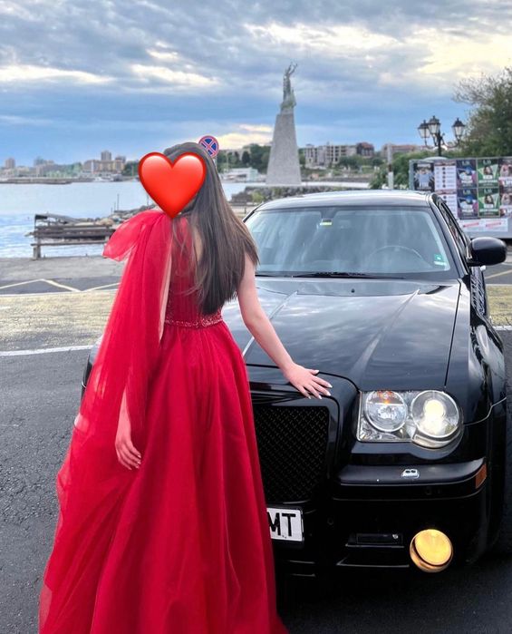 Луксозна бална рокля