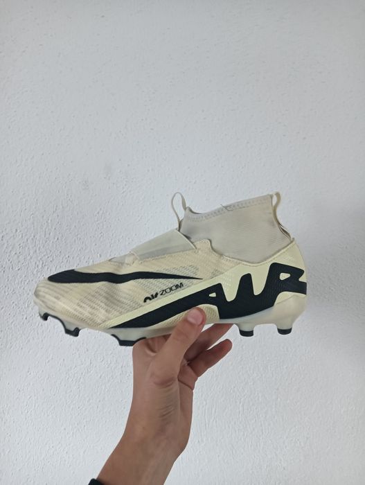 Ghete de fotbal 38-38,5