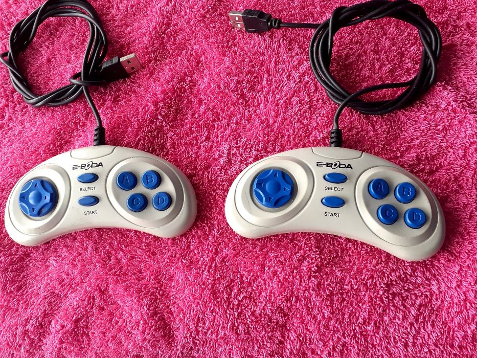 Vînd Schimb Controller PS.4 E-Boda