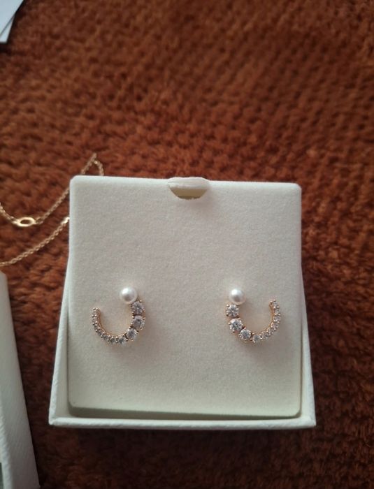 Set Swarovski, in stare foarte bună