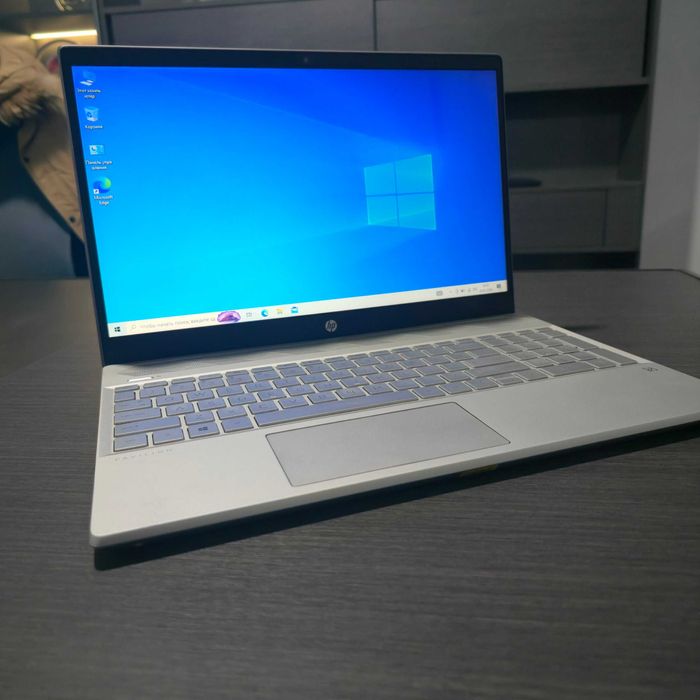 HP PAVILION 15 Ryzen 3  SSD 128/8 GB