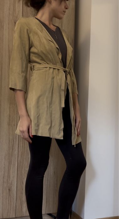 Jacheta din piele intoarsa