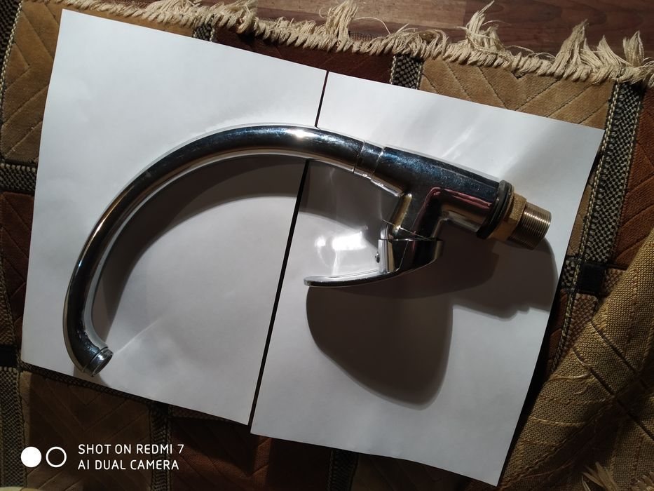 смеситель кухонный  продам