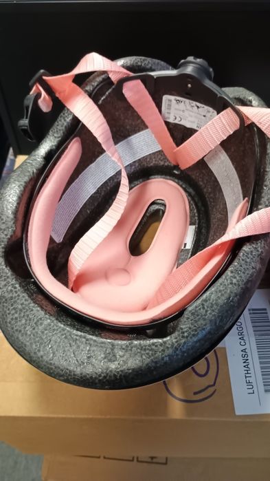 Детски каски размер 44-49 и 50-56