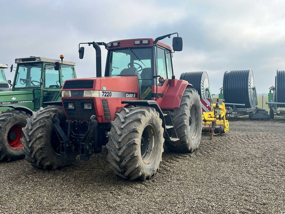 Case magnum 7220