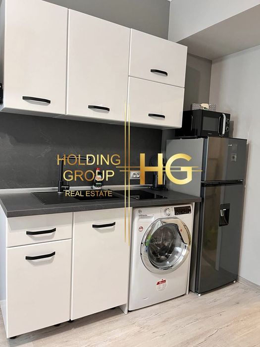 Продава се Тристаен апартамент в Варна, Гръцка махала - 101 кв.м за 2971 €/кв.м - Снимка #3