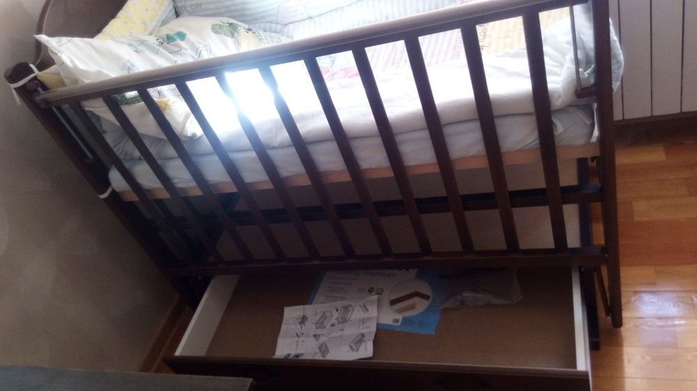 Кроватка детская