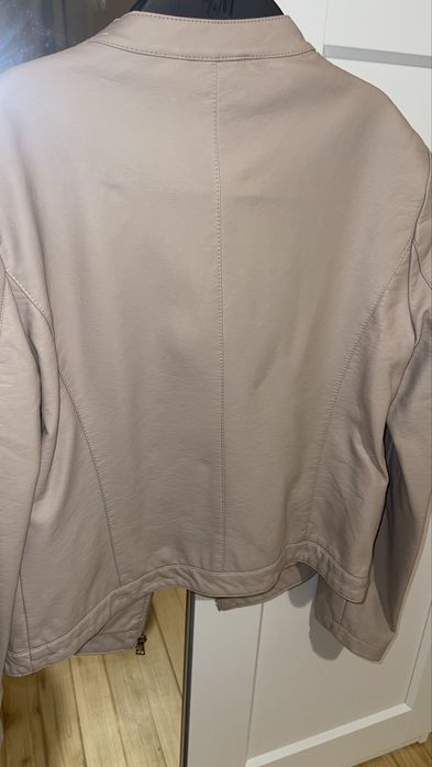 Кожено яке Guess