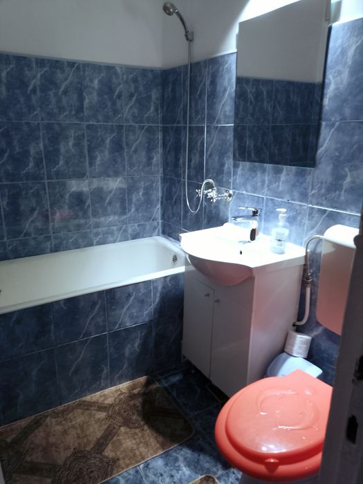 Închiriez Cameră liberă Tătărași