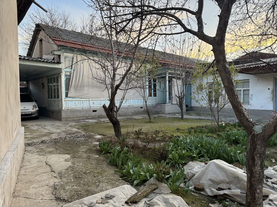 Toshkent viloyati Toshkent tumani Koʻk-terakda UY SOTILADI!!!