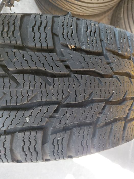 215/60/17C " Nokian 4бр.гуми
