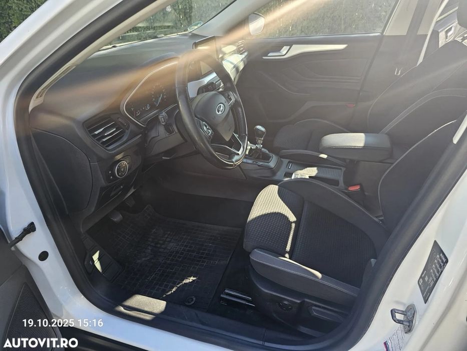 Ford Focus 1.5 Tdci 120 cp