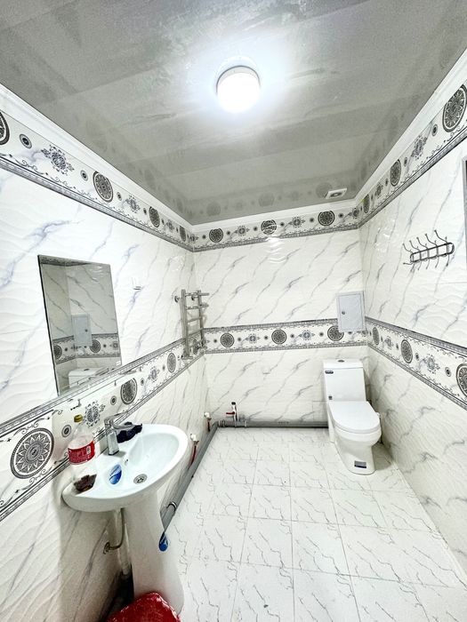 Яшнабад улица Иззат Новостройке продается квартира  2/5/8  50м2