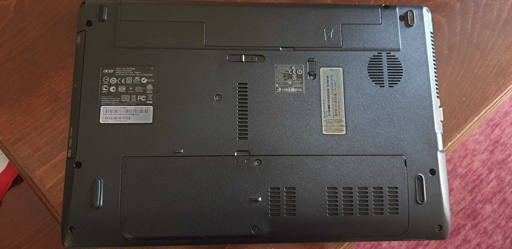 Лаптоп Acer Aspire 5733Z