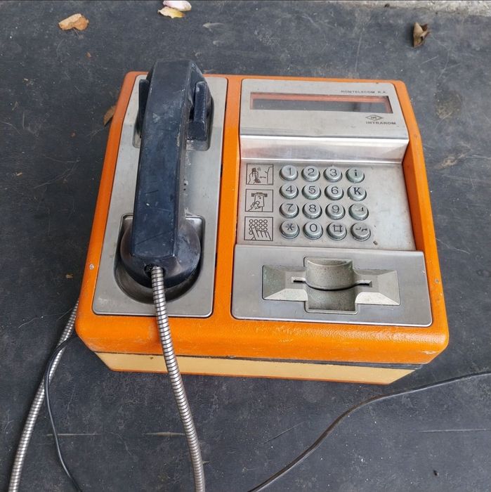Telefon public vechi pentru colectionari Ramnicu Valcea • OLX.ro