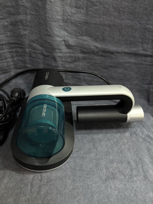 Прахосмукачка против акари Cecotec