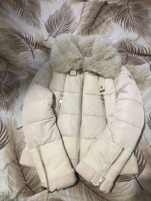 Продавам зимно яке