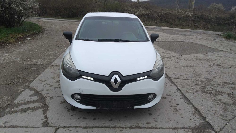 Renault Clio IV 1.5 dCi • 75 CP • Cruise Control • Bluetooth • Foarte economic
