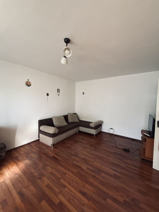 Apartament de inchiriat