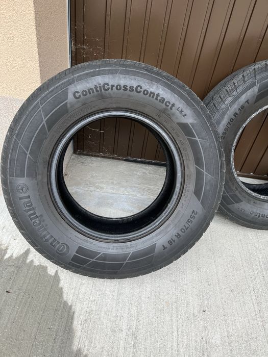 Гуми 255/70/16 Continental