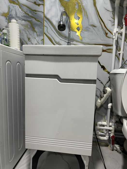 Раковина с шкафчиком