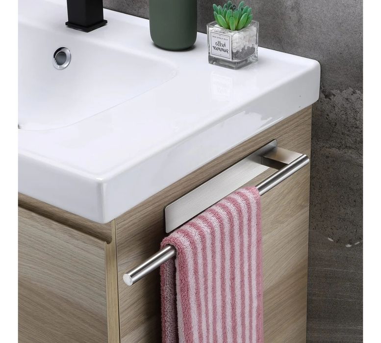 Стойки за хавлии