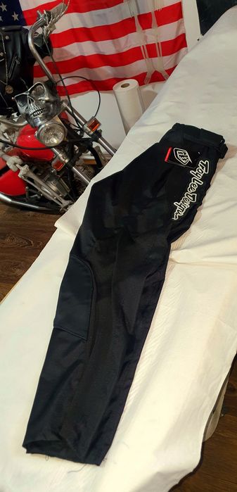 Pantaloni moto, mărimea 34!